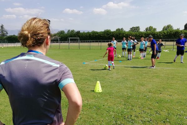 Romans/Isère : la Football Académie de Marinette Pichon 