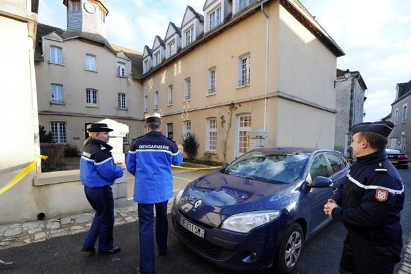 Les gendarmes sont toujours à la recherche de l'arme, sept jours après les faits.