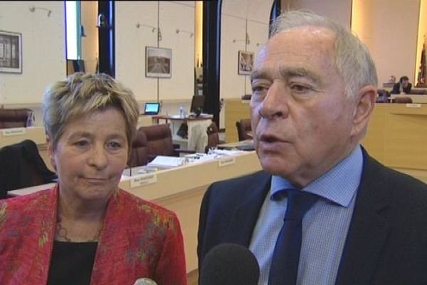 Marie-Guite Dufay et François Patriat au conseil régional de Franche-Comté