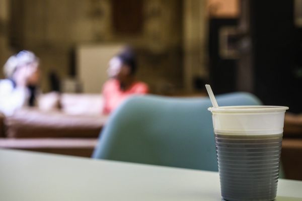 Un ancien collège de Caluire-et-Cuire transformé en centre d'hébergement pour femmes SDF et leurs enfants ... (images archives)