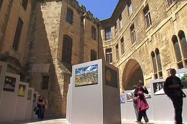 Narbonne (Aude) - festival Sportfolio exposition dans la cour du Palais des Archevêques - 2013