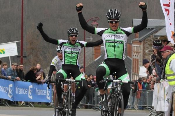 Riccardo Zoidl, vainqueur du Circuit des Ardennes 2013. Suivi de Guay (Sojasun espoir-ACNC), Dron (Wallonie-Bruxelles).