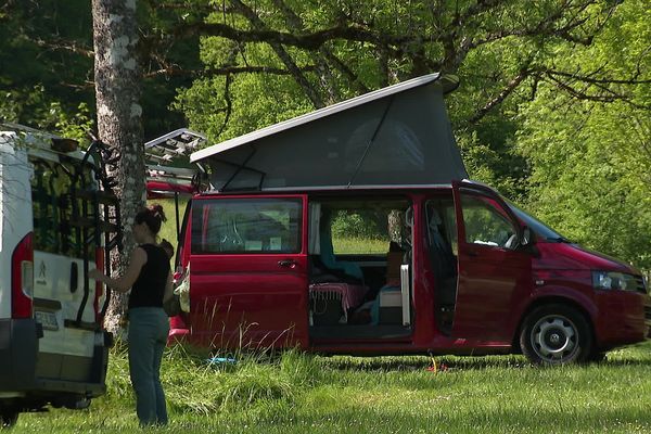 Les Suissesont permis au camping du Chanet d'afficher complet toute cette semaine.