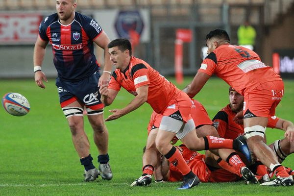 Le FCG reprend la tête du classement en battant Narbonne.