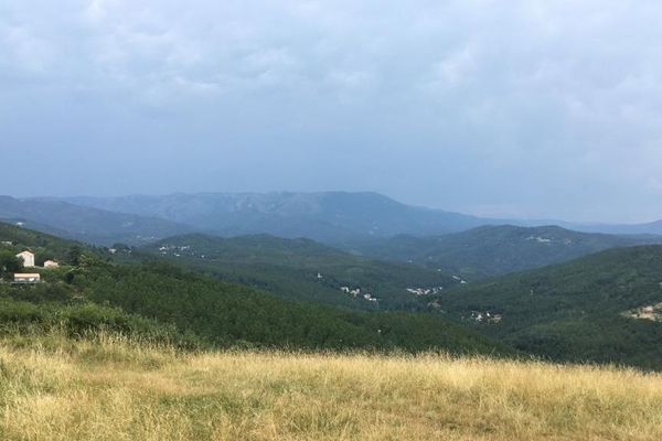 Le ciel en Occitanie risque de se couvrir de nuages qui peuvent amener des averses sur les sommets de Pyrénées.