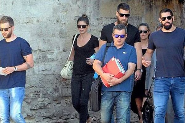 Montpellier - J.PRIEZ, G.PILLET, Luka et Nikola KARABATIC, Me CORBIER et M.ROBIN se rendent au tribunal - 17 juin 2015