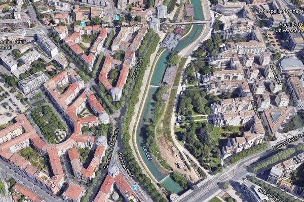 L'avenue du Pirée à Montpellier (Hérault)