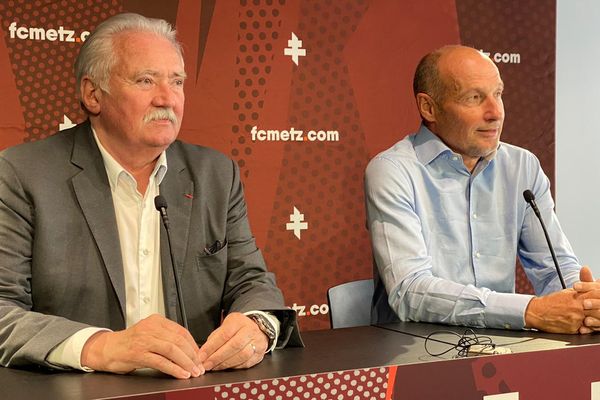 Le président du FC Metz a officialisé l'arrivée pour deux ans de Laszló Bölöni et Pierre Dreossi.