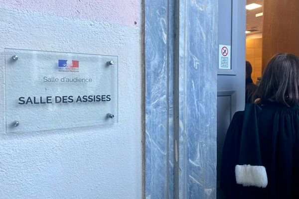 Le procès d'assises est prévu pour une durée de 8 jours, jusqu'au 8 décembre.