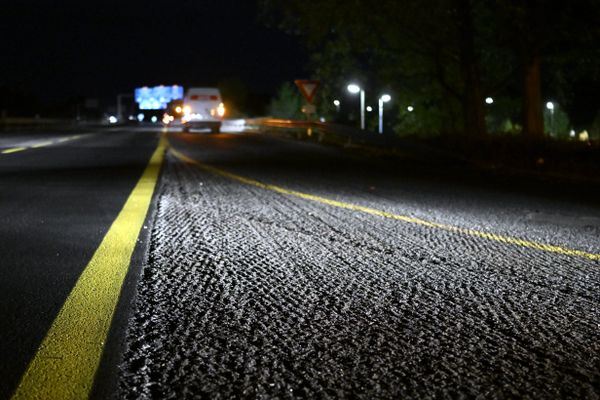 Le corps d'une femme retrouvé le long de l'autoroute A450, une enquête est en cours (image d'illustration)