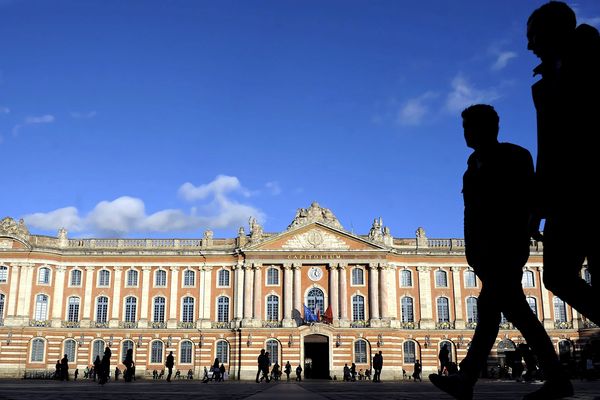 La mairie saisit la justice