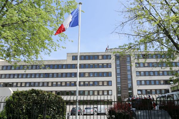  L'hôtel de police de Dijon, en mai 2016.