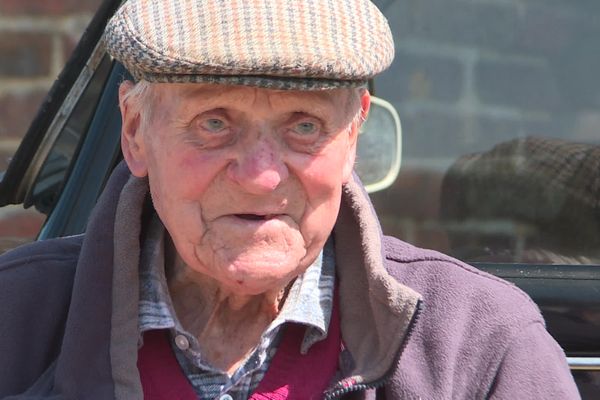 Raymond Labbé, 99 ans, se souvient très bien de ses années dans la résistance qu'il a rejoint à 15 ans.