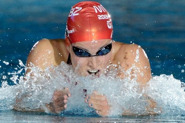 Coralie Dobral, reine du 100 mètres brasse.