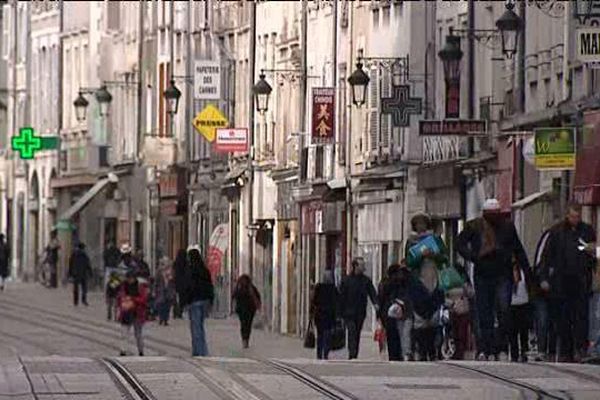 Rue des Carmes à Orléans (Loiret)