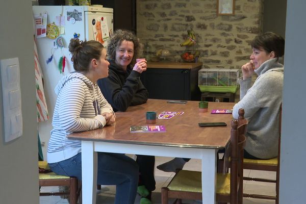 Des agricultrices organisent une réunion en non-mixité avec la confédération paysanne du Calvados, mardi 17 décembre 2024.