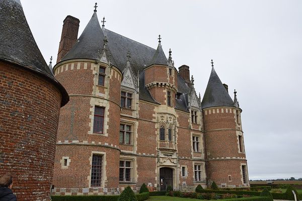 En Seine-Maritime, non loin de Rouen, le château de Martainville, qui abrite le Musée des Traditions et Arts Normands, passera ce DIMANCHE sous les nuages.