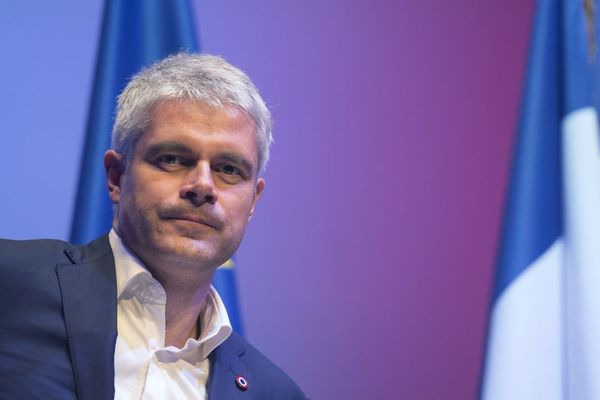 Asmae, l'association créée par Soeur Emmanuelle, a vivement accusé Laurent Wauquiez d'utiliser la religieuse, décédée en 2008, pour "donner du crédit à son image". L'entourage de l'homme politique a immédiatement répondu.