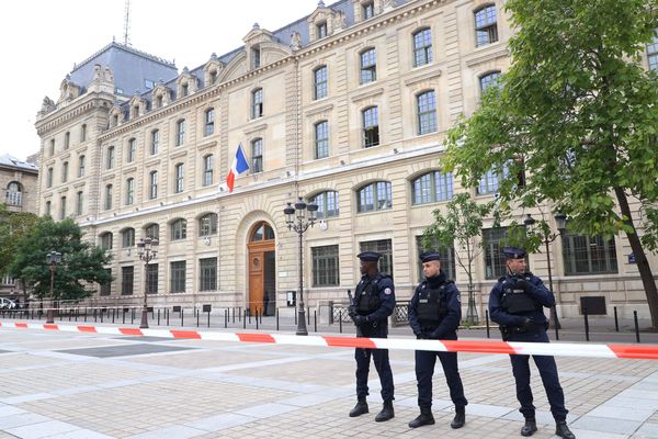 La Légion d'honneur sera remise à titre posthume aux quatre victimes de l'attaque.