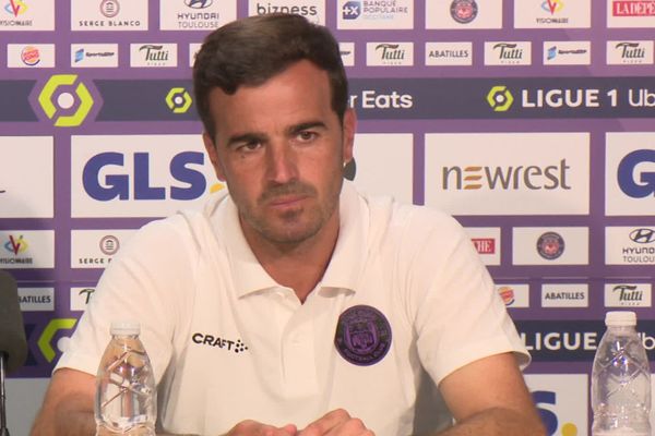 Le nouveau coach Carles Martinez Novell s'est montré détendu en conférence de presse.