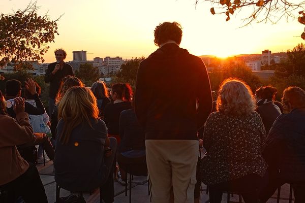 Les habitants de Montpellier ont pu admirer et connaitre le ciel du quartier de la Paillade grâce à l 'aide d'un astronome