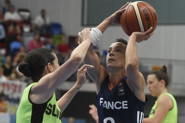 70 à 68... une victoire in extremis pour les Françaises contre les Slovènes à Prague.