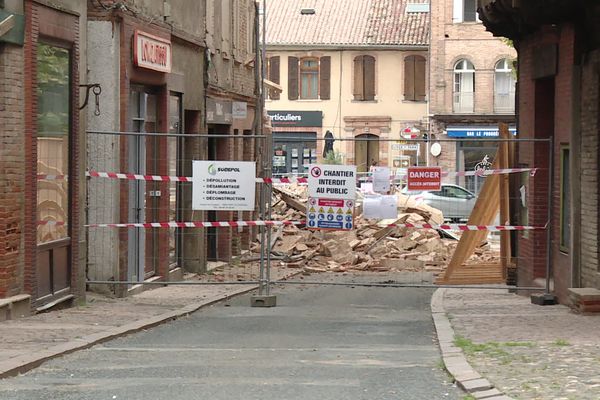 La circulation est coupée dans certaines rues du centre-ville.