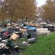 Après les intempéries du 17 novembre, Givors face à une montagne de déchets. Plusieurs milliers de mètres cubes de détritus ont été stockés sur deux sites de la commune par la Métropole de Lyon. Un stockage temporaire, notamment sur un terrain situé à l'entrée de la commune.