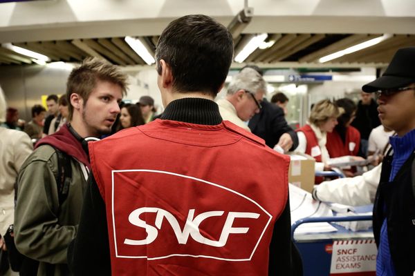 La SNCF avait déjà mis en place un dispositif d'"assistance" pour les examens en 2014 (ici, Gare de Lyon à Paris), à la suite d'un mouvement de grève des cheminots. 