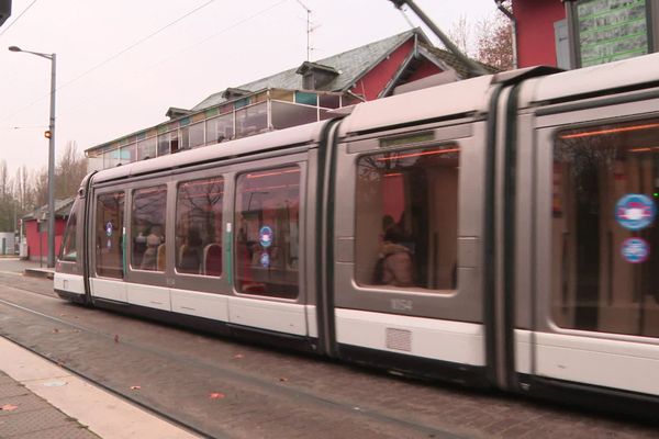  Le fonctionnement de la ligne B du tram est modifié à partir de 15h ce mardi 1er décembre.

