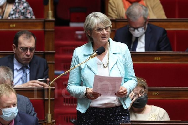 Marie-Noëlle Battistel, députée socialiste de l'Isère, est co-rapporteuse de la proposition de loi.