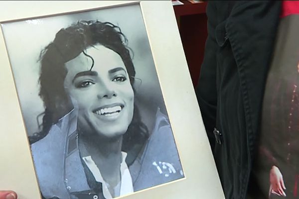 Les fans de Michael Jackson au tribunal d'Orléans le vendredi 4 octobre 2019 © A.Rigodanzo