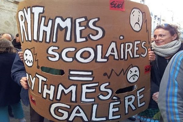 Montpellier - les enseignants manifestent contre la réforme des rythmes scolaires - 14 novembre 2013.