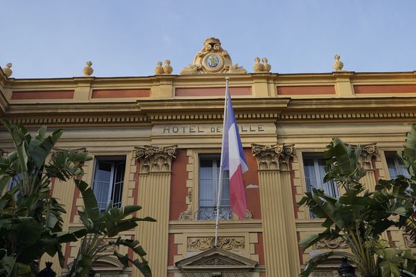 La mairie de Menton (Alpes-Maritimes).