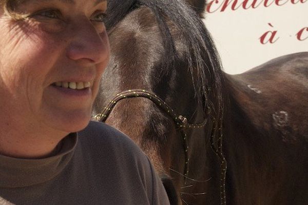 Véronique Tonelli est allée chercher Agor, cheval Kabarde, directement où il vivait à l'état sauvage. Dans le Caucase.