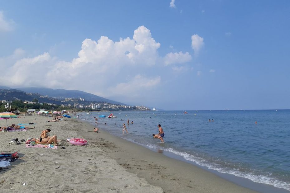 temporary bathing ban on Arinella beach