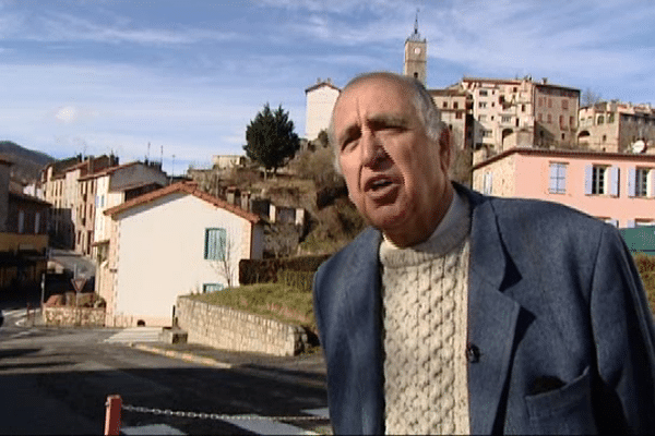 Louis Caseilles en campagne à Saint-Laurent-de-Cerdans