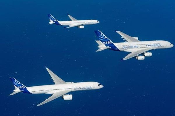 Les Airbus A340, A350 et A380 dans le ciel du Sud-Ouest.