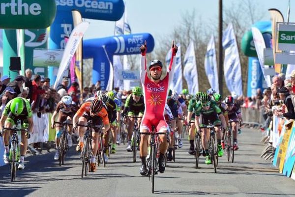 Victoire de Nacer Bouhanni,mardi 7 avril 2015 sur l'étape n°1 du Circuit de la Sarthe-Pays de la Loire.