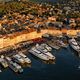 En 2023, la petite ville de Saint-Tropez a acceuili 89 000 touristes.