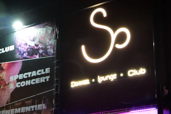 Dans la nuit du vendredi 30 août au samedi 31 août, la discothèque So Rouen a été victime d'une attaque au mortier d'artifice.