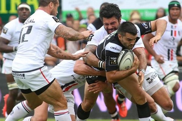 Toulouse, en blanc, n'a pas réussi à prendre le dessus sur Brive.