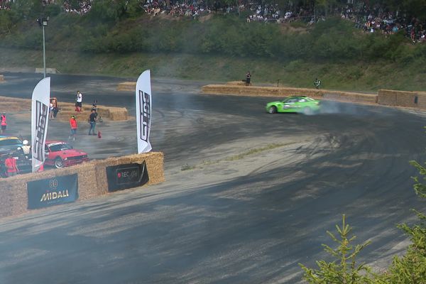 Le site de Pipay investi par le festival de drift des Sept Laux (Isère), le 3 septembre 2023.