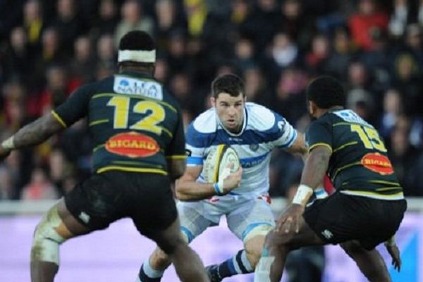 le joueur de Castres Rory Kockott au stade Marcel Deflandre à La Rochelle