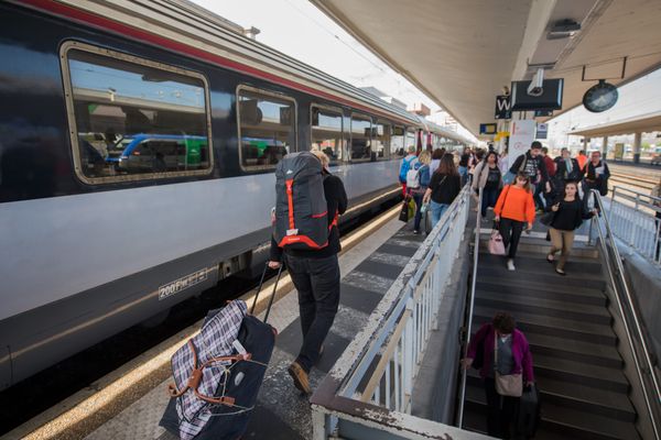 A partir de ce mercredi 8 janvier, la SNCF annonce une hausse de 1,9% de ses tarifs pour ses trains Intercités.