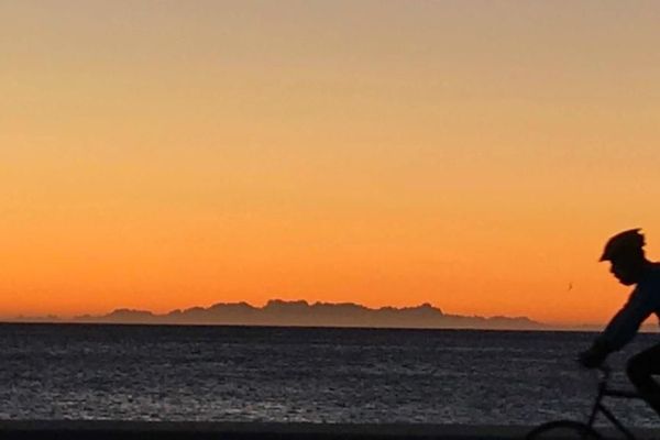 La Corse vue ce matin depuis Cagnes-sur-Mer