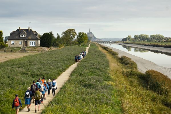 Les médecins de l'AMJ effectuent une randonnée de 100 km à jeun