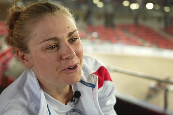 Victoire Berteau au vélodrome de Saint-Quentin-en-Yvelines.