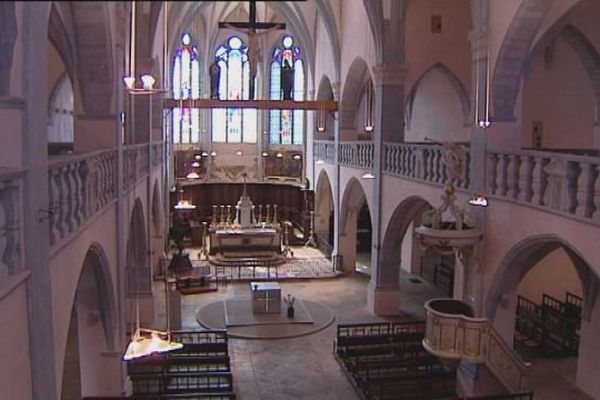 Orgelet : l'intérieur de l'église