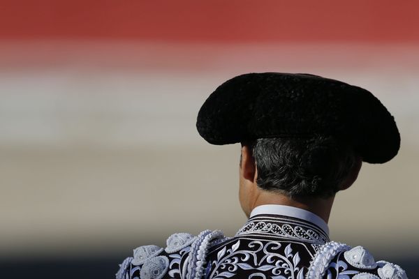 Archive : l'assistant et banderillero du torrero mexicain Joselito Adame à l'occasion de la féria de Pâques d'Arles en avril 2015.